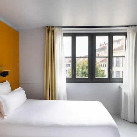 Hotell People